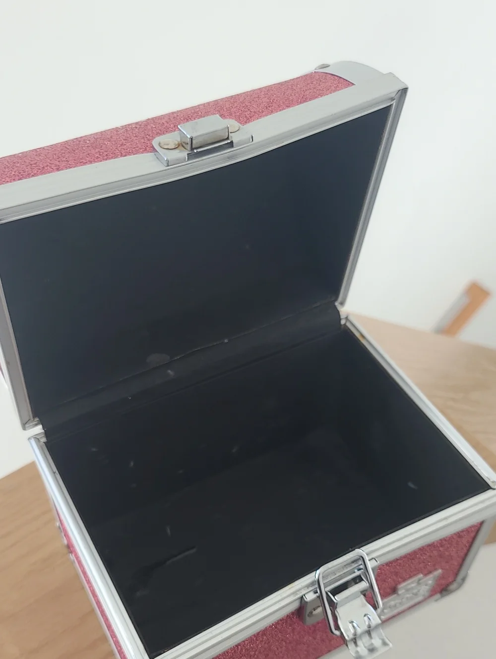 Caboodles Sparkle Jewelry Chest in Rose Pink with Silver Trim